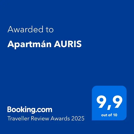 Auris * ולקה לומניקה